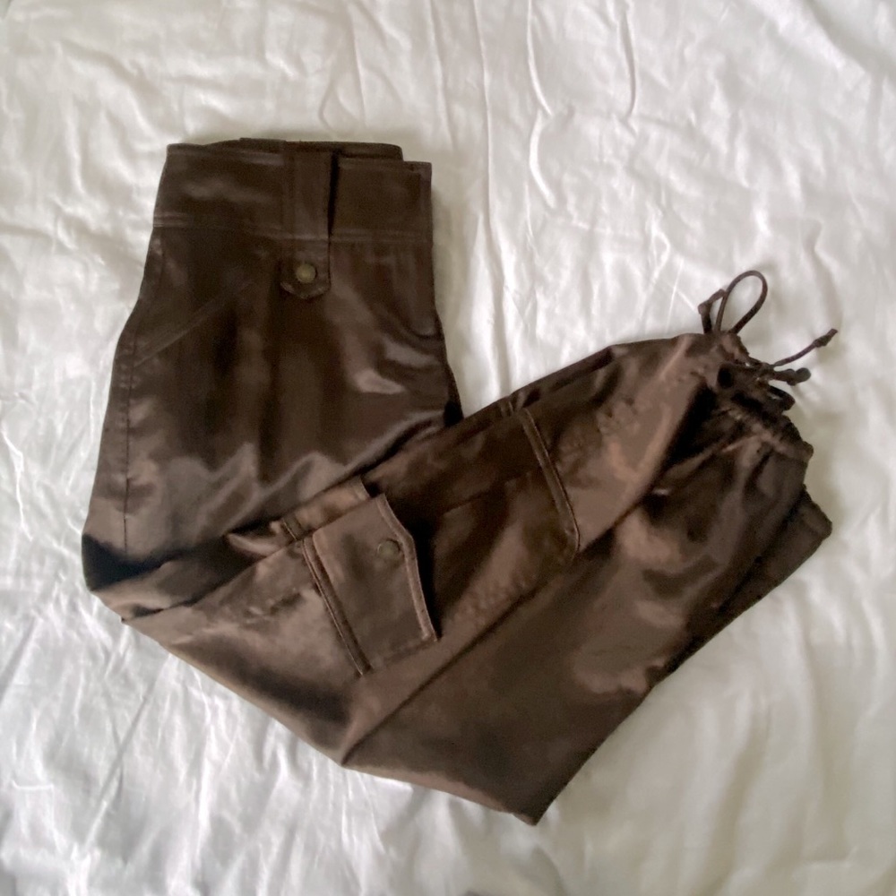 Laundry silk cargos